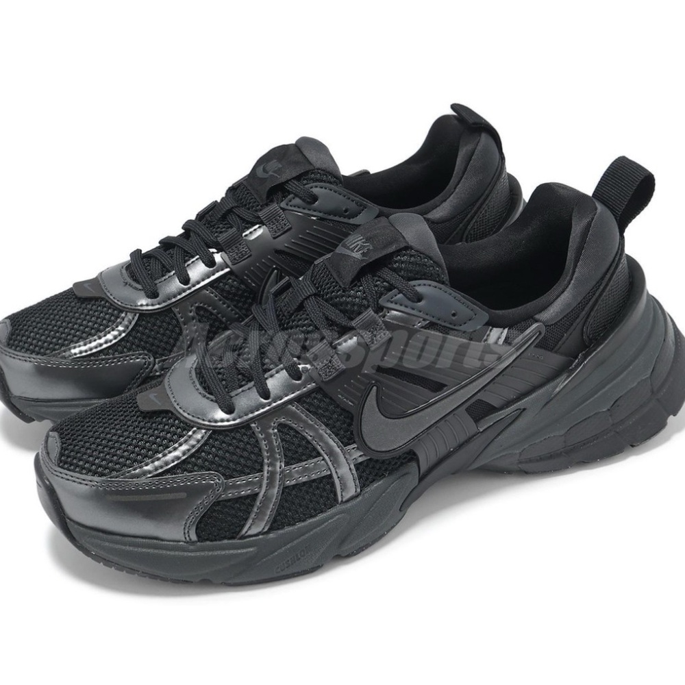 Nike Women’s V2K Black Sneakers